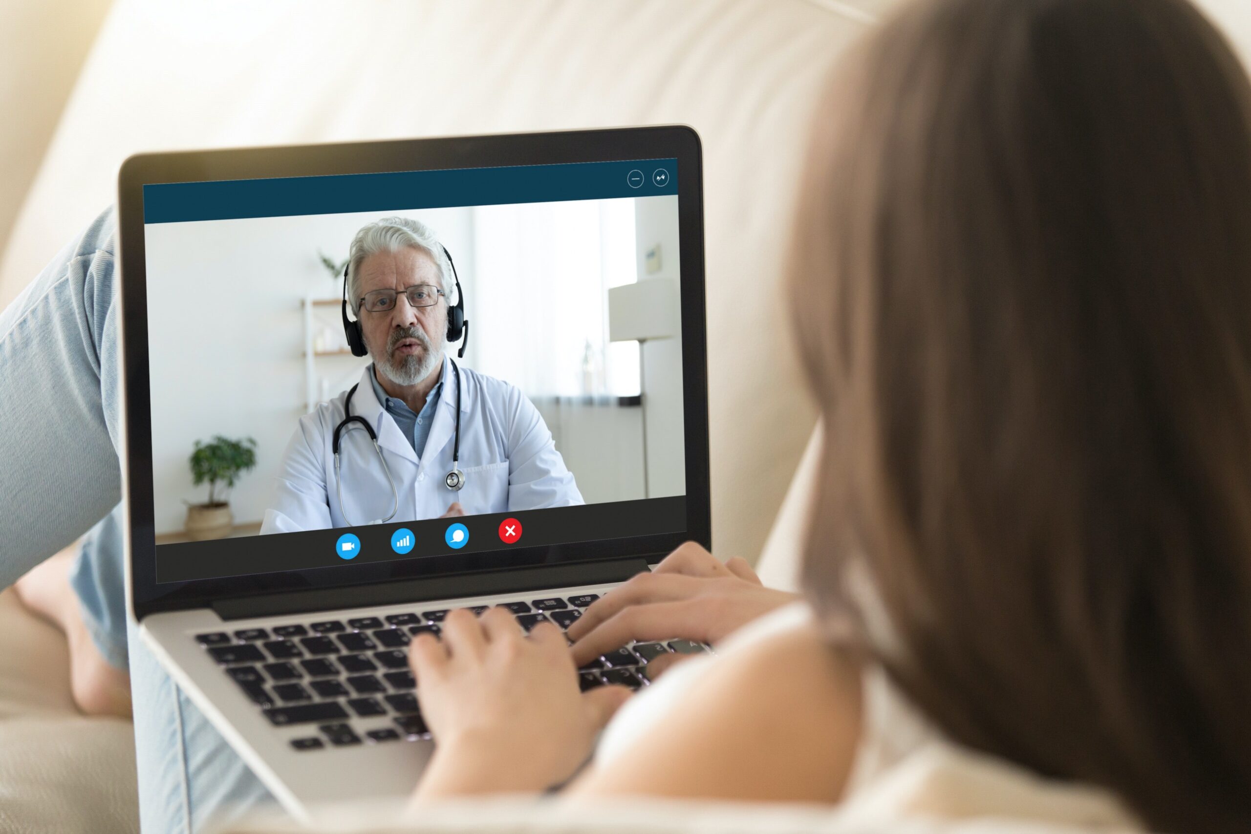 Téléconseil et téléconsultation médicale: avantages et limites