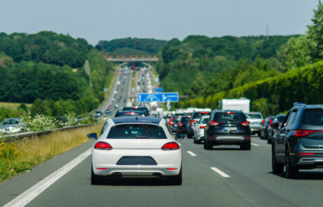 De verkeersdruktekalender van de zomer 2023