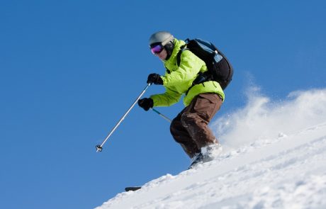 Skier à côté des pistes : sans risques ?